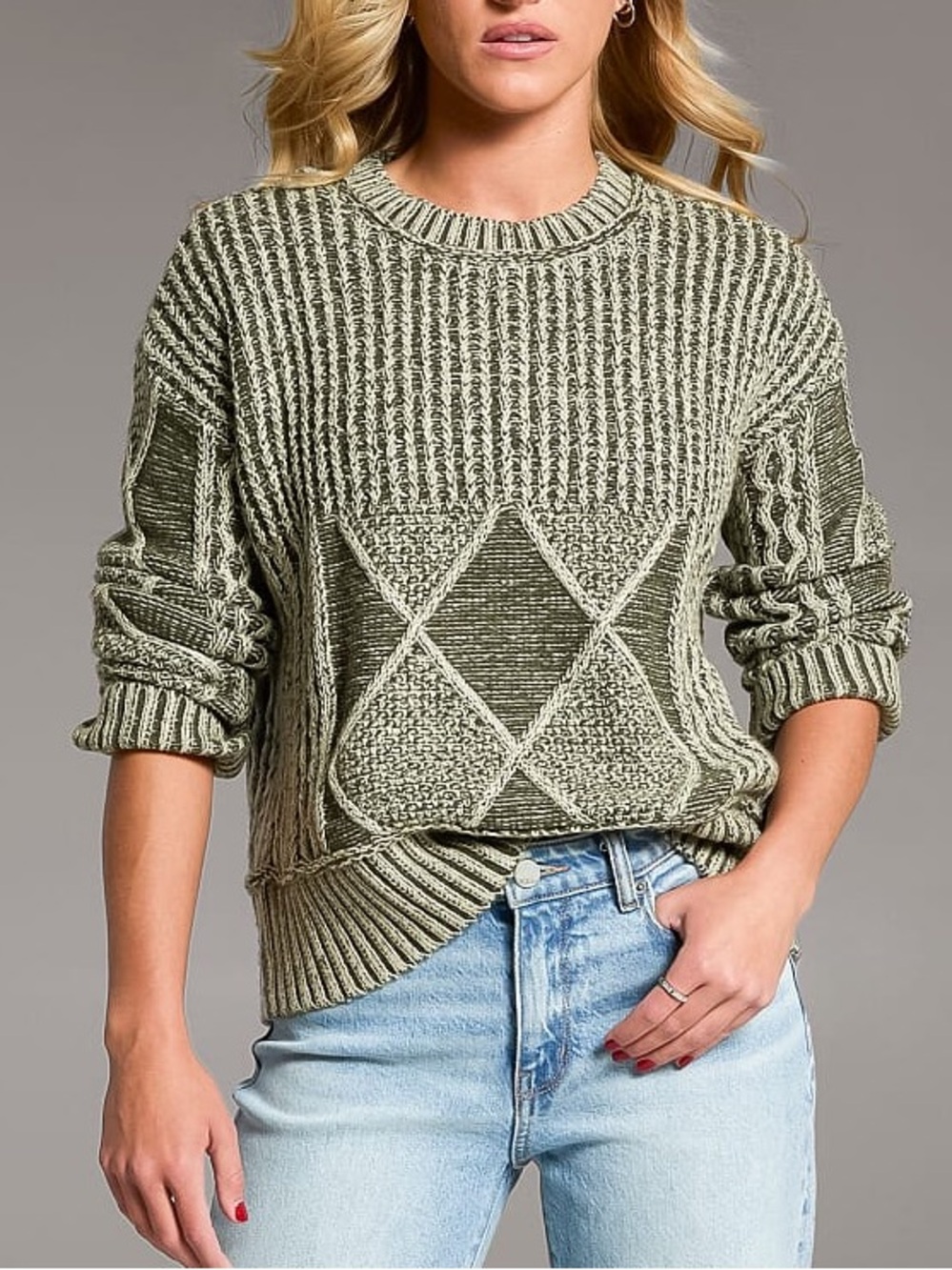 BKE Plated Cable Stitch Sweater